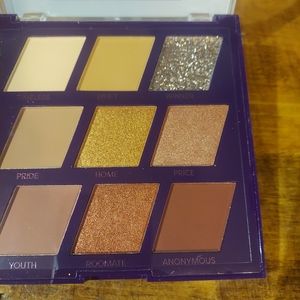 Profusion eye shadow